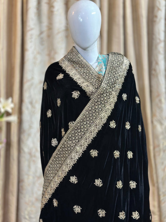 CELESTIAL EMBROIDERY WITH FLOWER STARS VELVET SHAWL