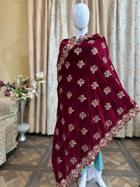 FLORAL EMBROIDERY VELVET SHAWL